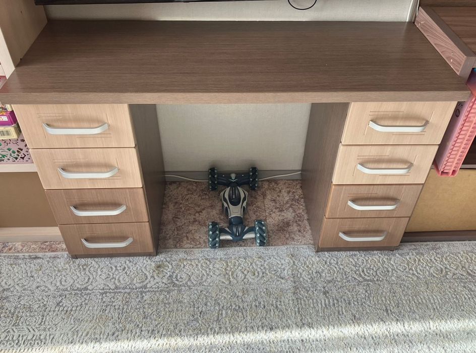 Тумба, стеллаж б/у