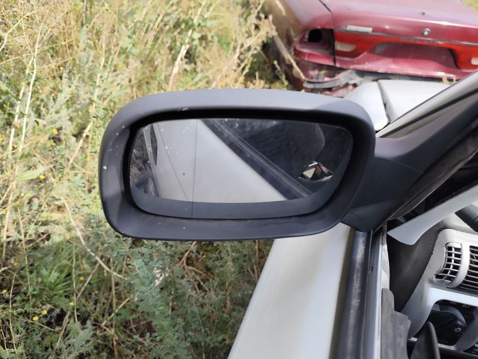 Левой боковой зеркала Опель астра F