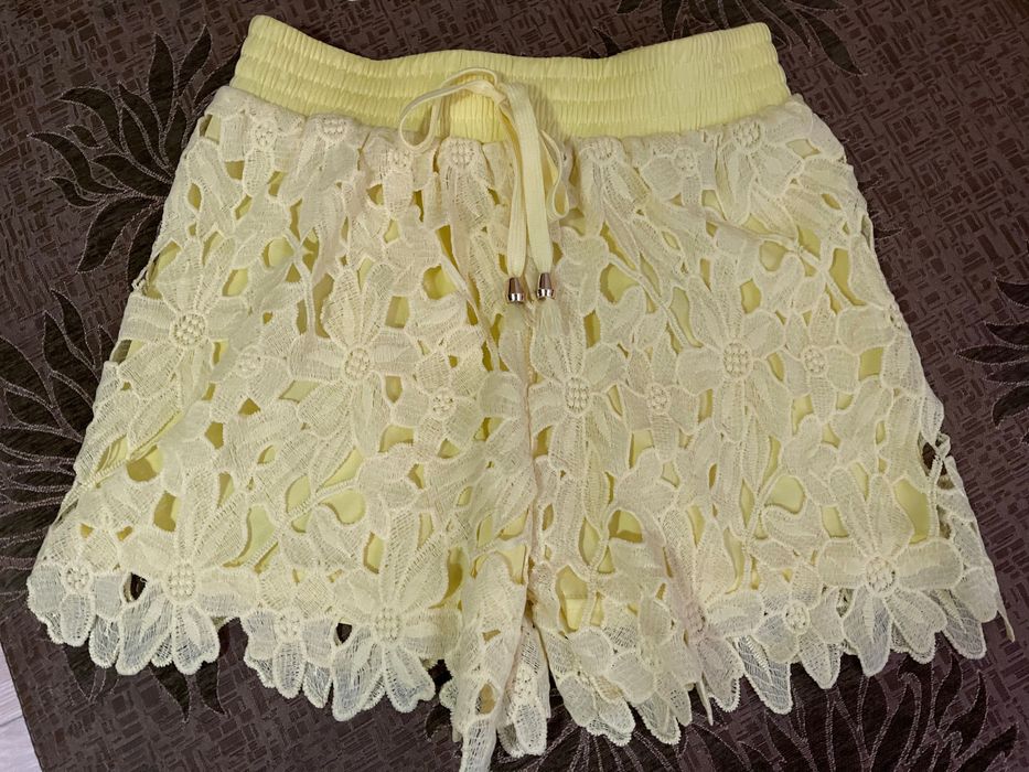 Луксозен стилен комплект VIP рязана дантела потниче &панталонки Уникат