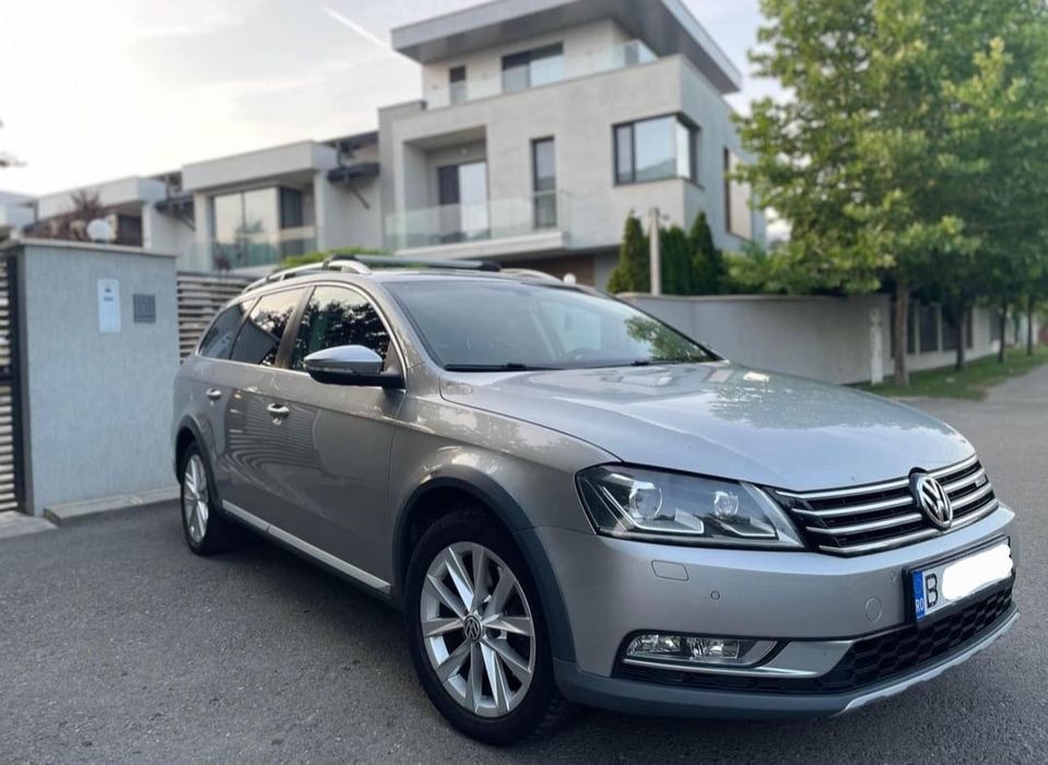 Volkswagen  Passat Alltrack  2013 *Cutie Dsg* 4x4* Bixenon *Full Led