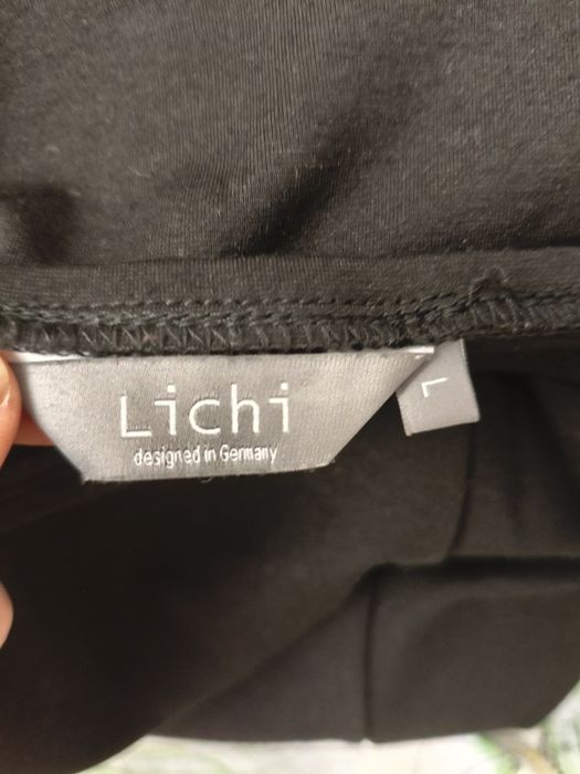 Продам новое платье