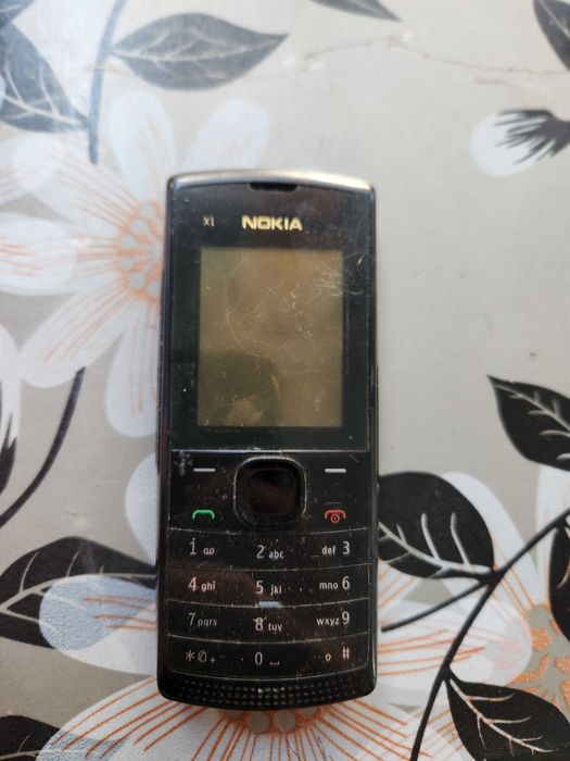 Nokia x1-01 holati korpusi uringan holos ishlashi yaxwi