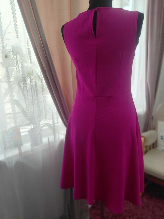 Стилна рокля ,втора ръка