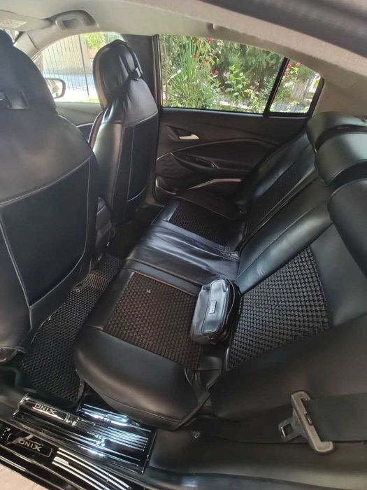 Chevrolet Onix sotiladi