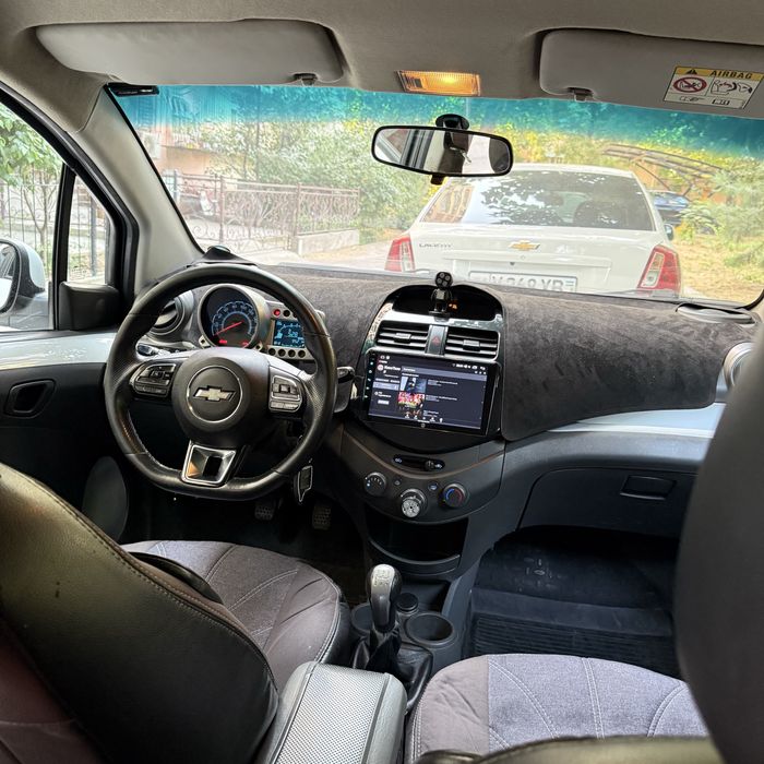 Spark 3 pozitsa oq jemchuk, Gaz , 2015, probeg 184 000,manitor,rul mal