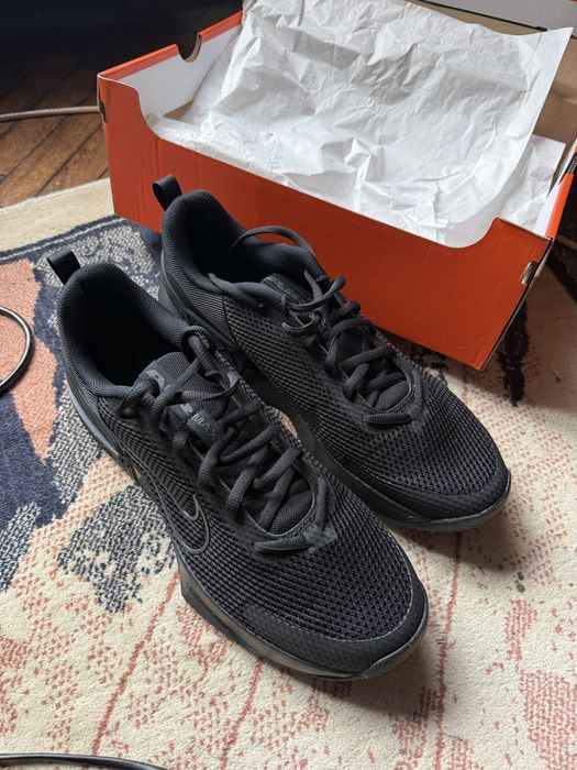 Чисто нови Air Max Nike черни
