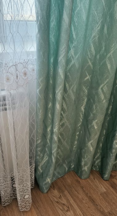 Продам шторы срочно новые