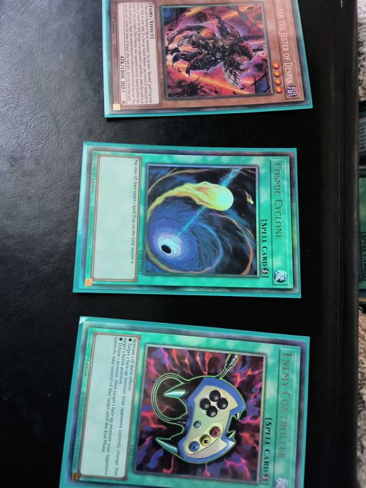 Yu-Gi-Oh карти single