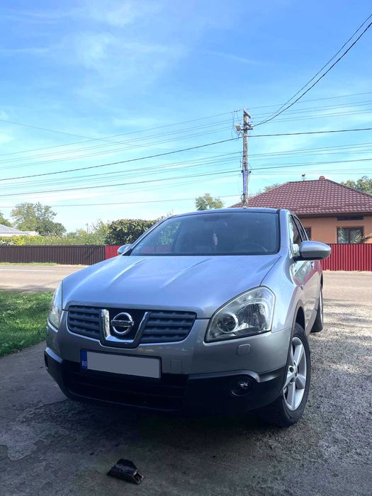 Nissan Qashqai 1.5 DCI / 6+1 Trepte / 2010 / Navigatie / Climatronic / Oglinzi Rabatabile / Incalzire scaune / Pilot automat / Comenzi volan