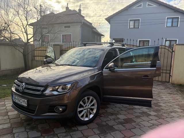 VOLKSWAGEN Tiguan 2013