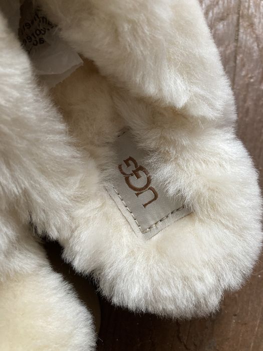 ugg original  disquette marime 38 39 clasic negru cizma bej nou