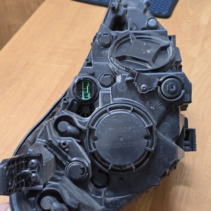 левая фара Hyundai Tucson