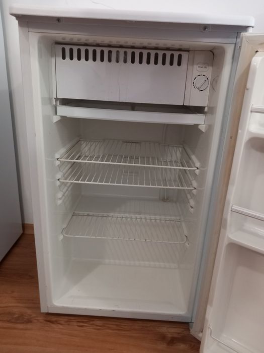 Хладилник Neo BC-145-K