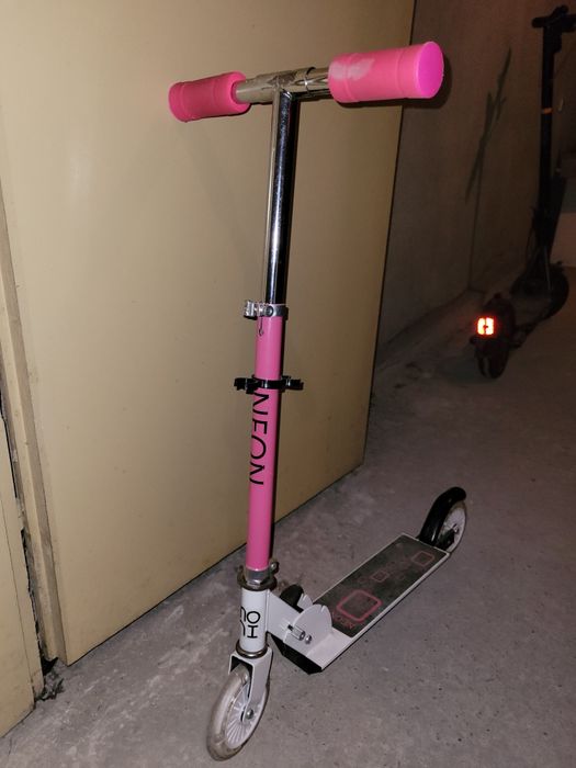 Тротинетка с 2 колела Moni