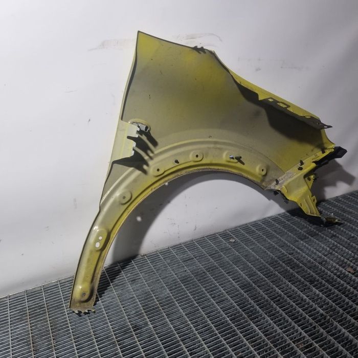 Aripa Stanga Fata Citroen C4 Cactus 2014 - 2017 4 Usi GALBEN ENHB (1483)