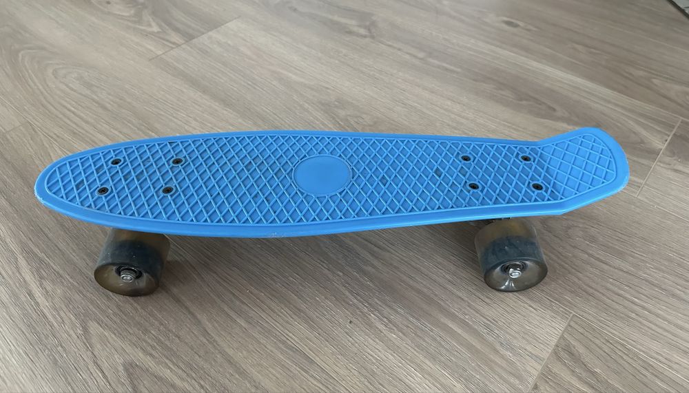 Продам скейт в отличном состоянии