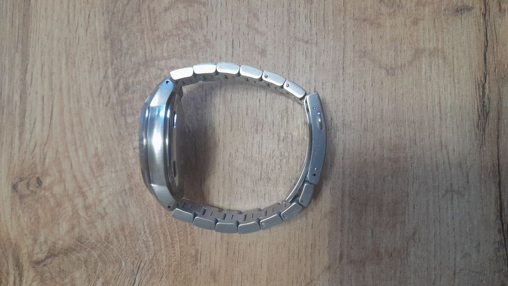 Tissot t touch часовник