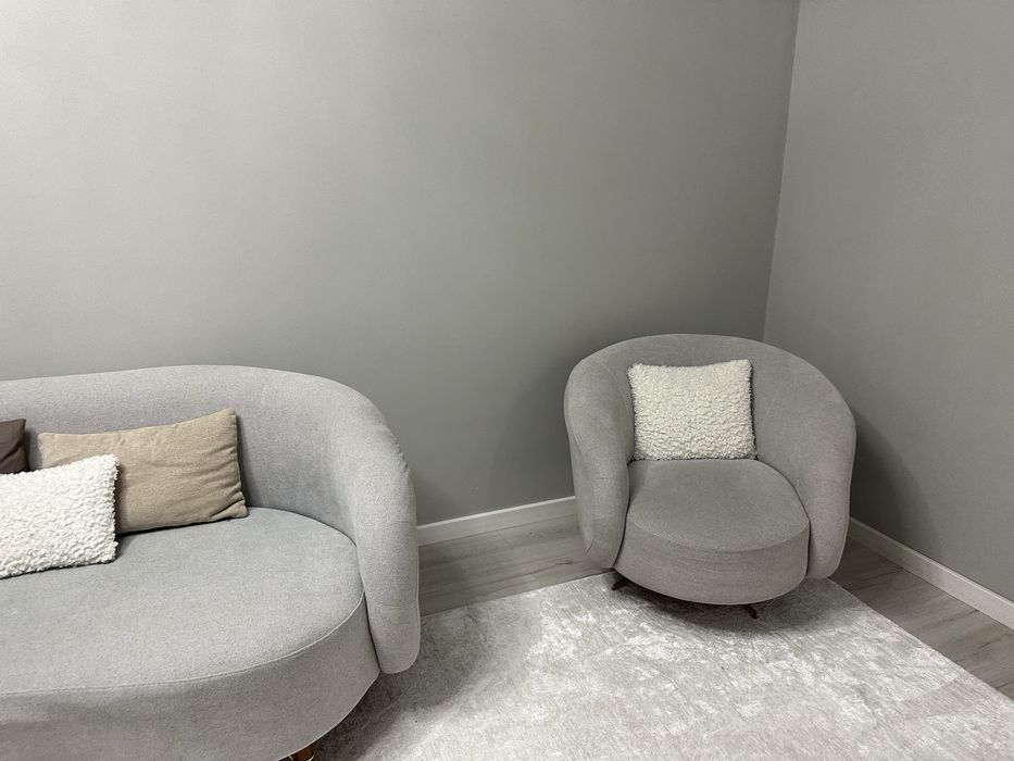 продаю диван +2 кресло