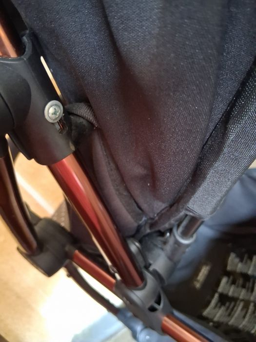 Vând carut sport leclerc