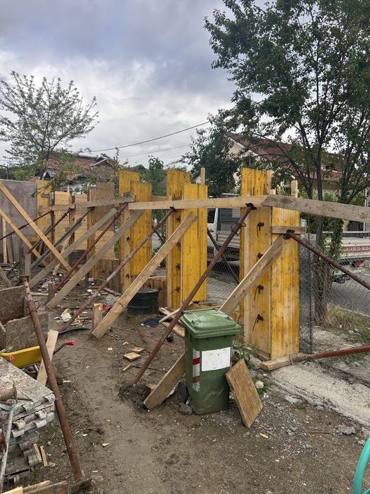 Construcții Argeș - Fundații, plăci beton, zidărie, acoperișuri