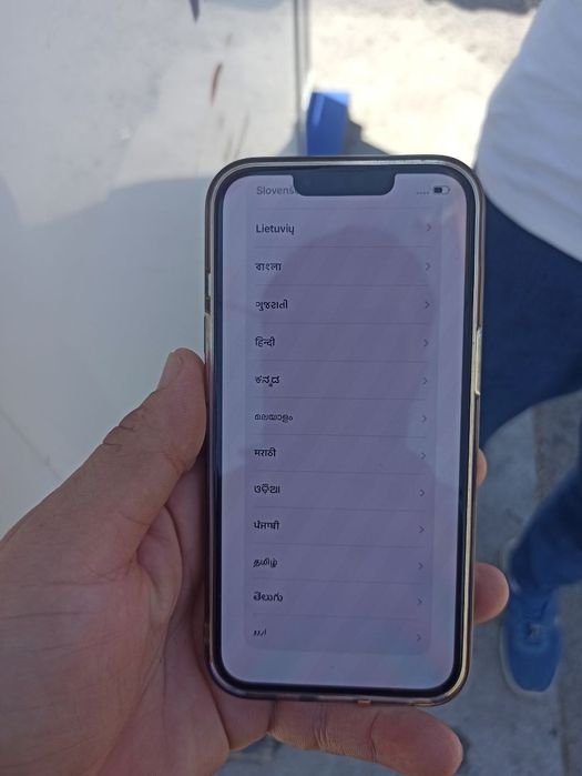 Iphone 13  ideal