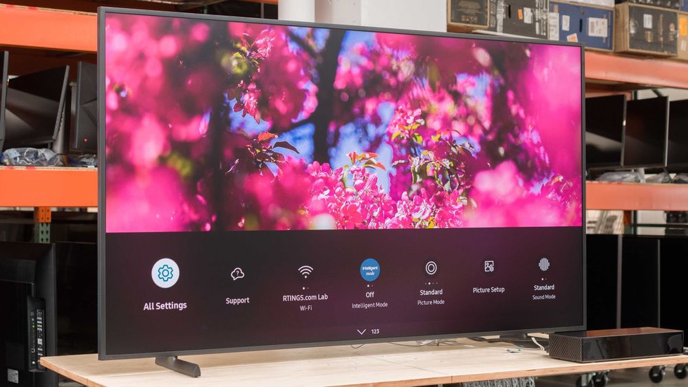 Телевизор Samsung 43/50/55/65/75/85U8000F [2025) 2 goda garantiya
