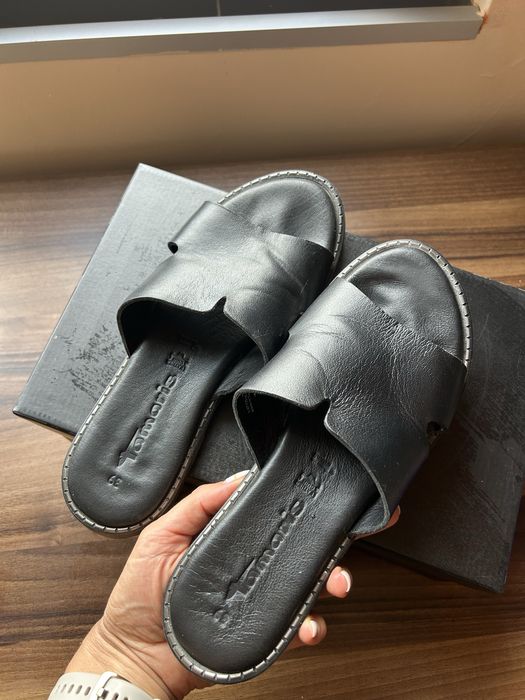 Кожени чехли Tamaris