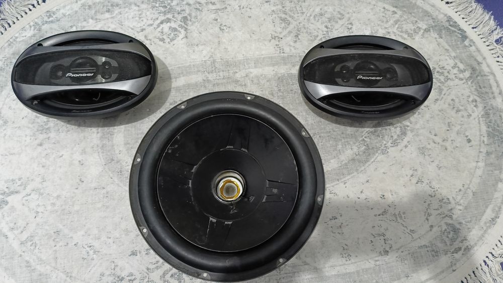 Продам аудио систему для авто