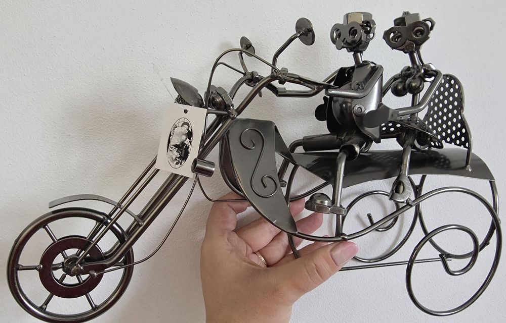 Suport metalic sticla vin (cu eticheta)