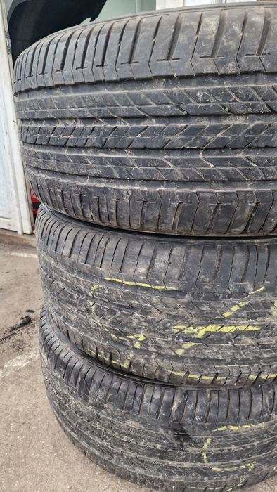 255 55 18 Bridgestone run flat 3 anvelope vara