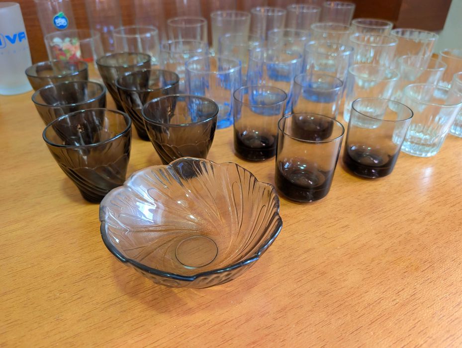 Комплект от 42 чаши за вода и безалкохолно + купичка