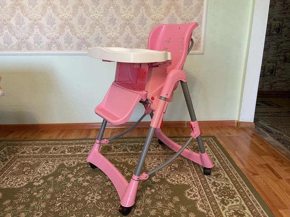 Детское кресло.