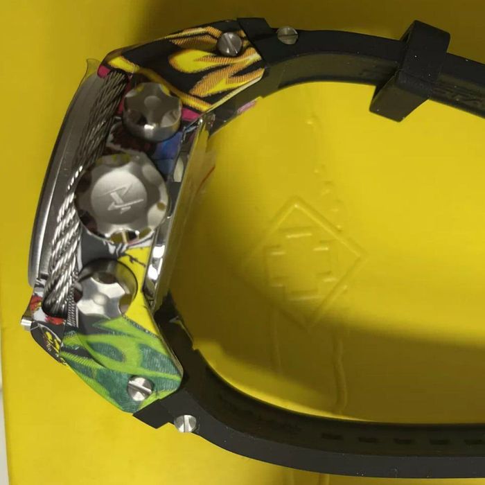 Часы 32804 Invicta Reserve Bolt Zeus Magnum Swiss механизм Ronda Z60