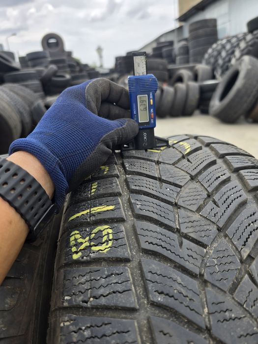 Anvelope de iarna 255-65r18 Goodyear