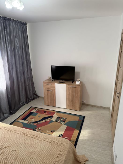 Inchiriez apartament 2 camere