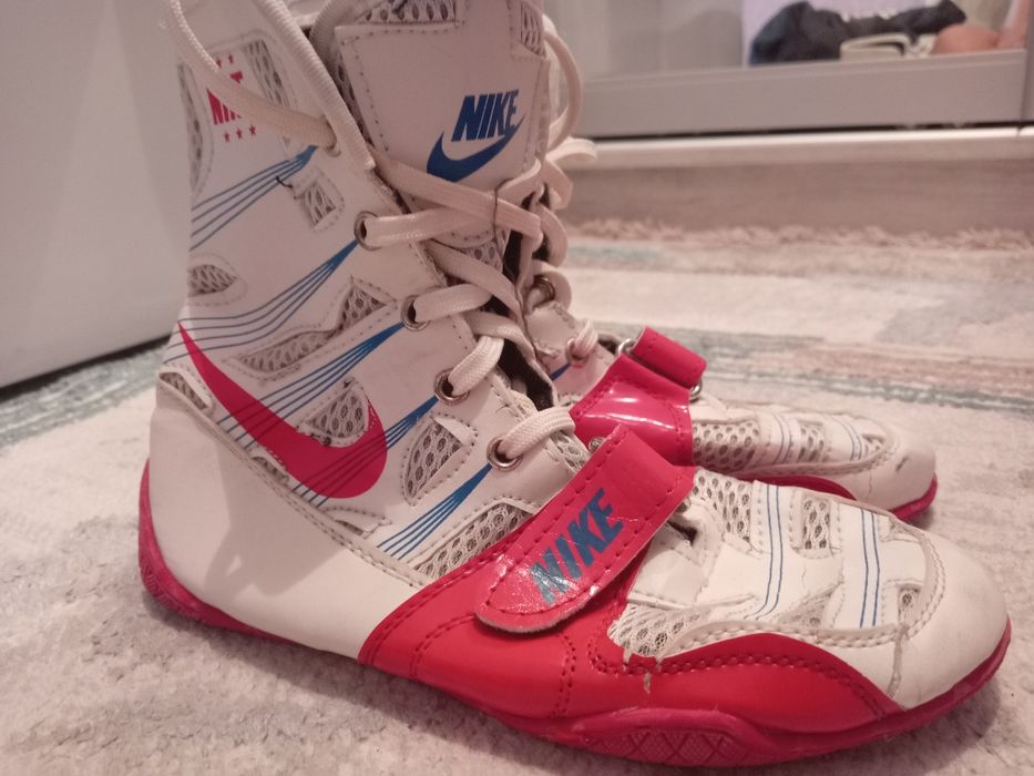 Боксерские кроссовки