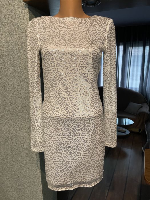 Дамска рокля с пайети