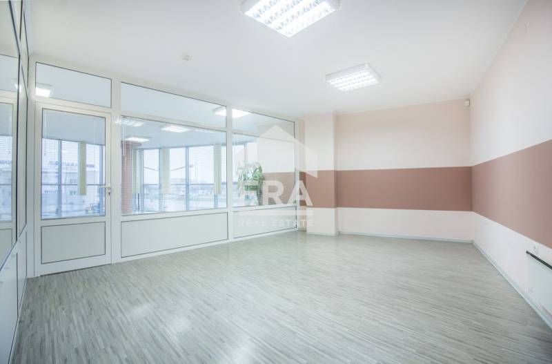 Продава се Магазин в София, Враждебна - 1623 кв.м за 2890 €/кв.м - Снимка #9