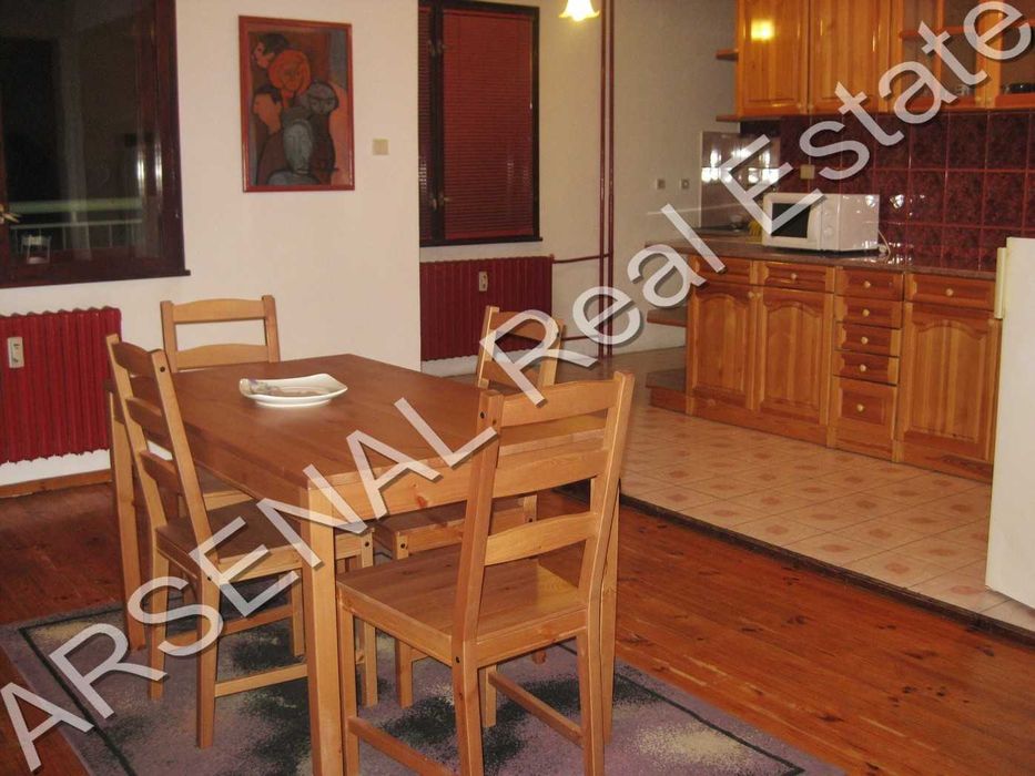 Дава се под наем Тристаен апартамент в София, Редута - 140 кв.м за 847.62 € - Снимка #2