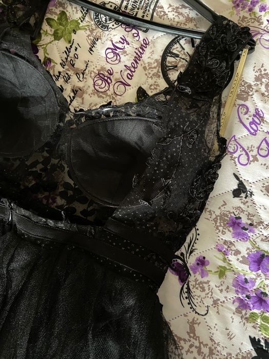 Бална рокля INVITO