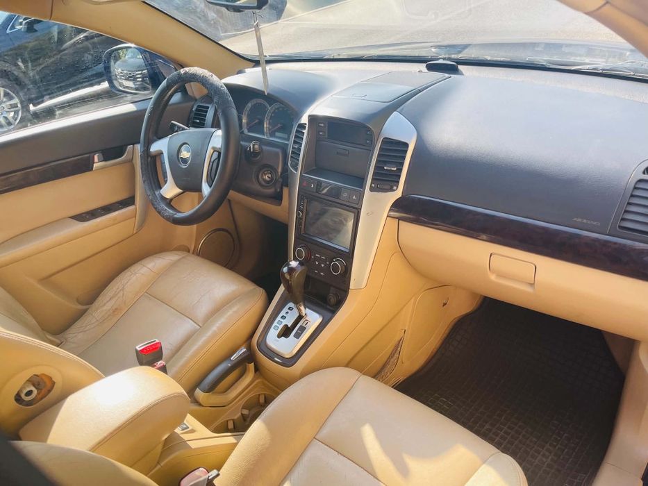 Vând Chevrolet Captiva