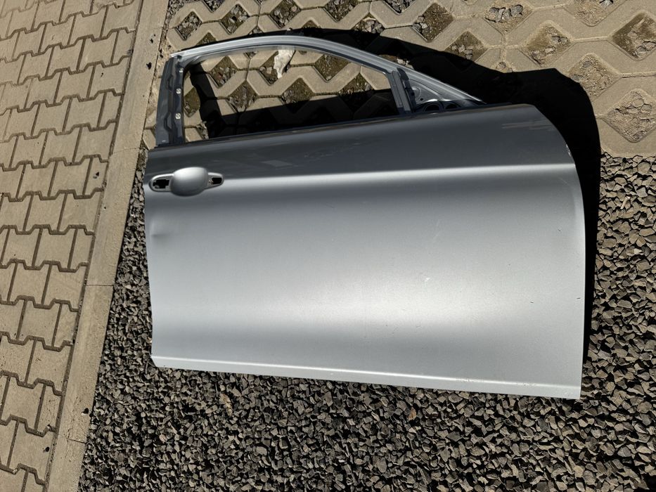 Врата bmw f30 (предна дясна)