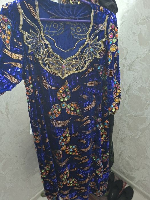 Платье  модное красивое