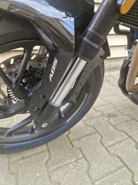 CF Moto 300NK 2025