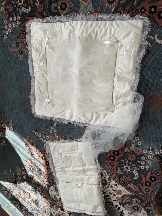 Продам комплект на выписку