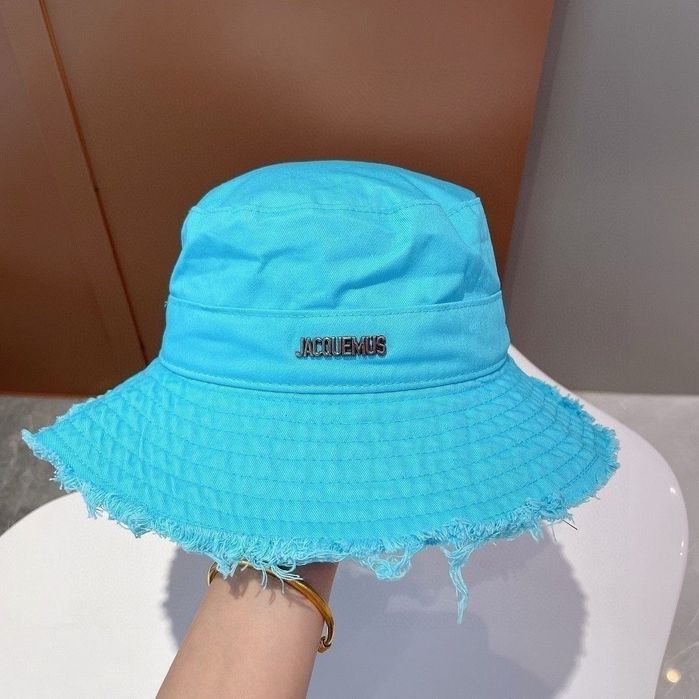 Шапки Jacquemus Alo