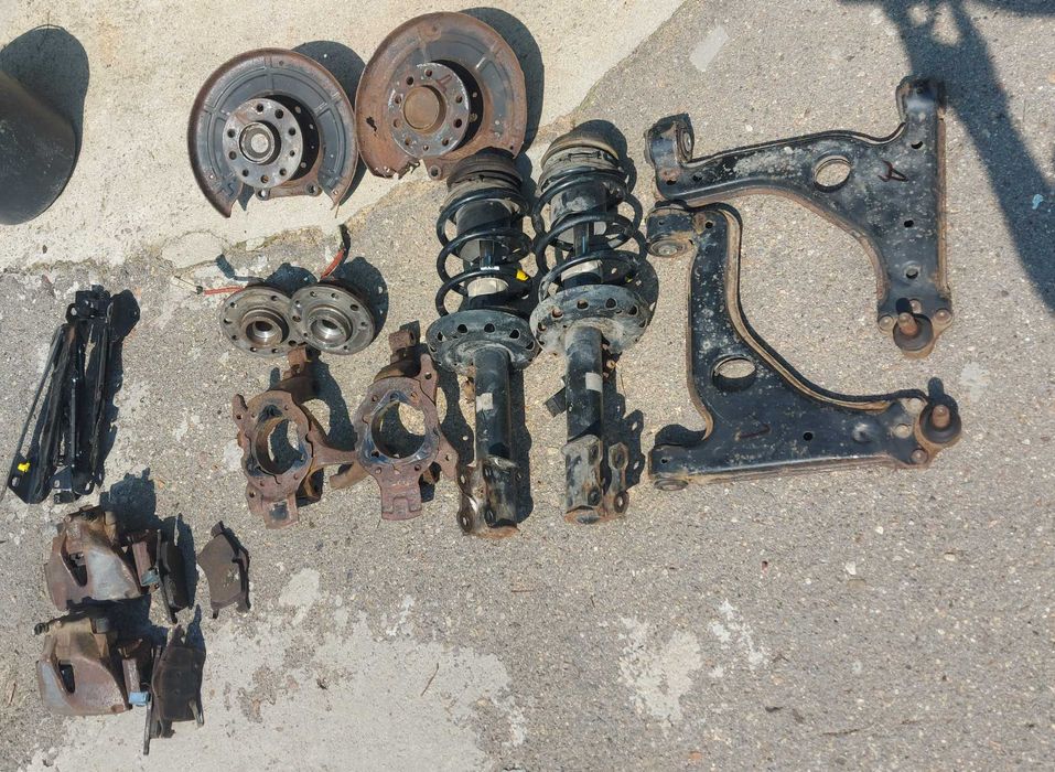 Опел Зафира А 2002 1,8 125кс бензин на Части