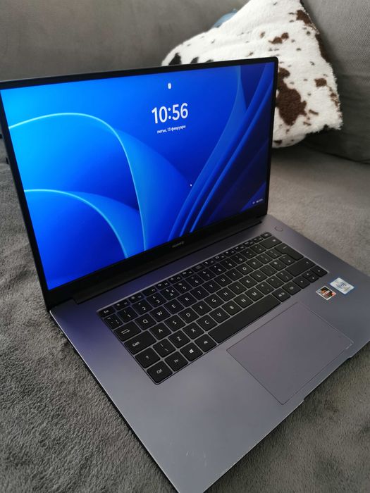 Лаптоп Huawei MateBook D15