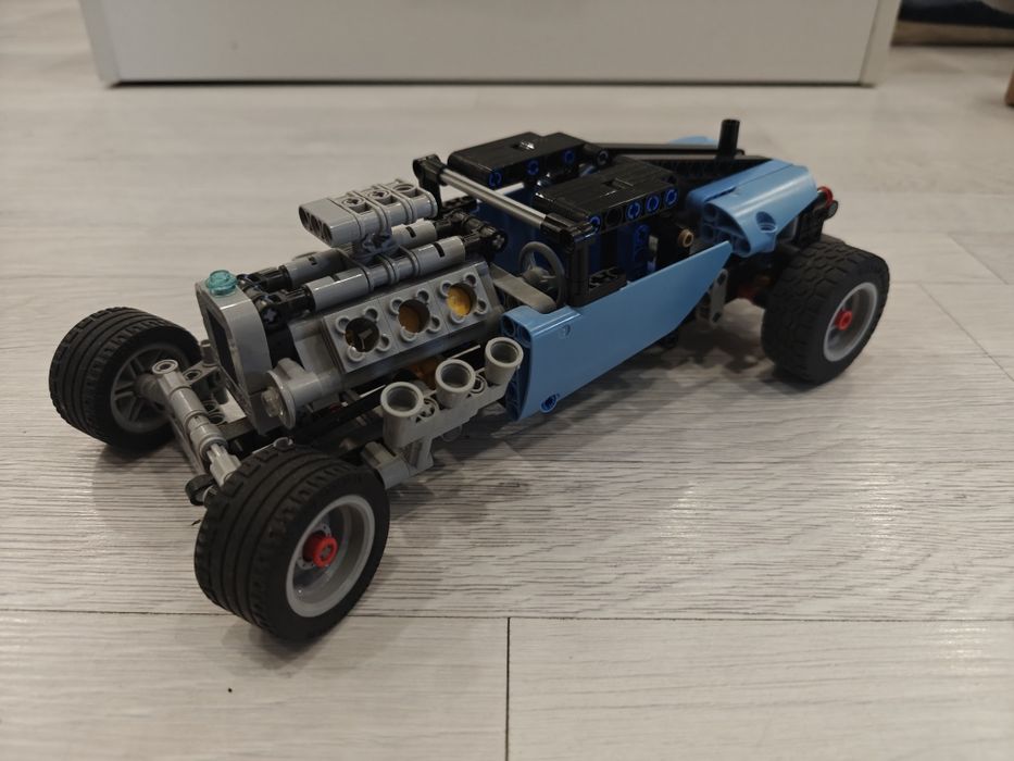 Vând mașini Lego
