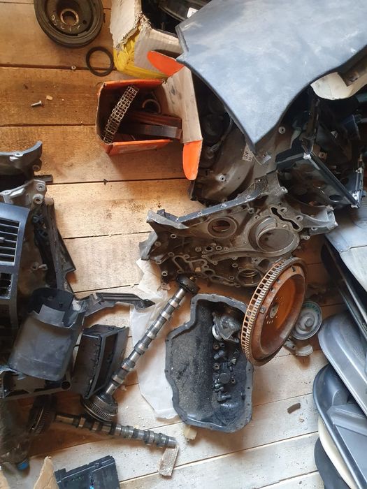 Mercedes,  land rover